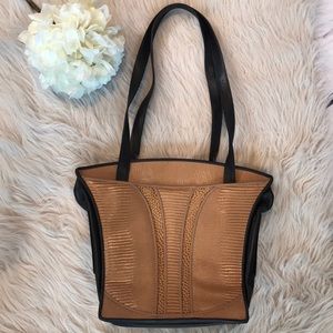 Roche Leather Shoulder Bag